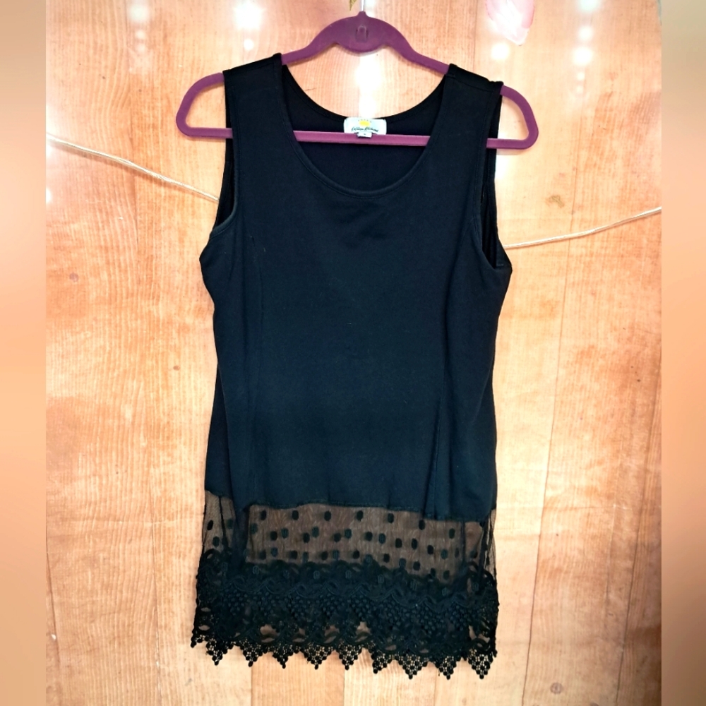 Kathleen Kirkwood black tunic tank top  size medium